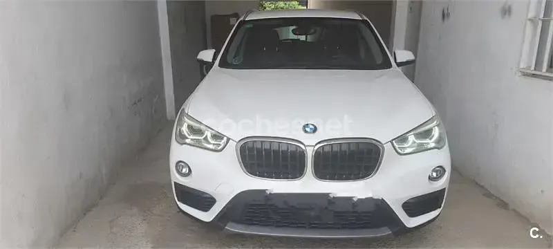 Usado BMW X1 150 CV (110 kW) 2018 Blanco SUV