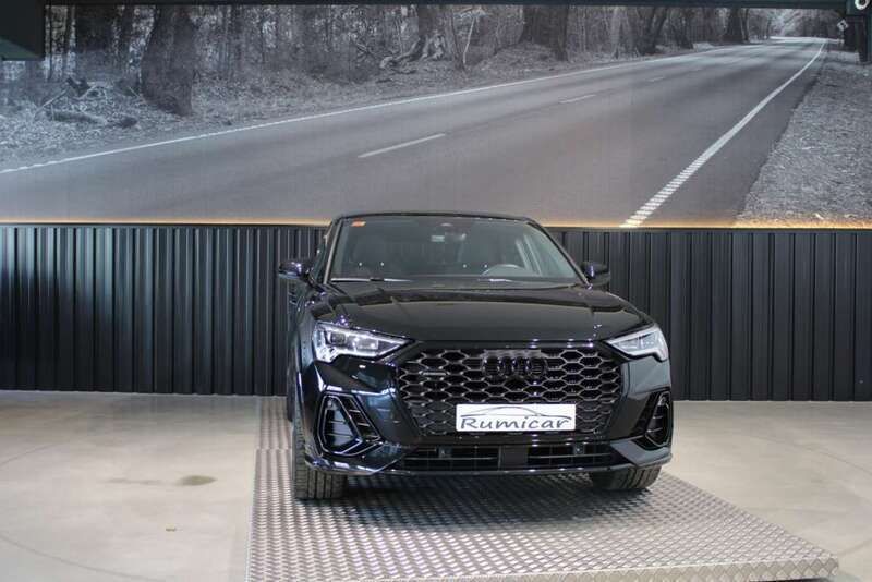 Usado Audi Q3 Sportback Ambiente 190 CV (139 kW) 2021 Negro SUV