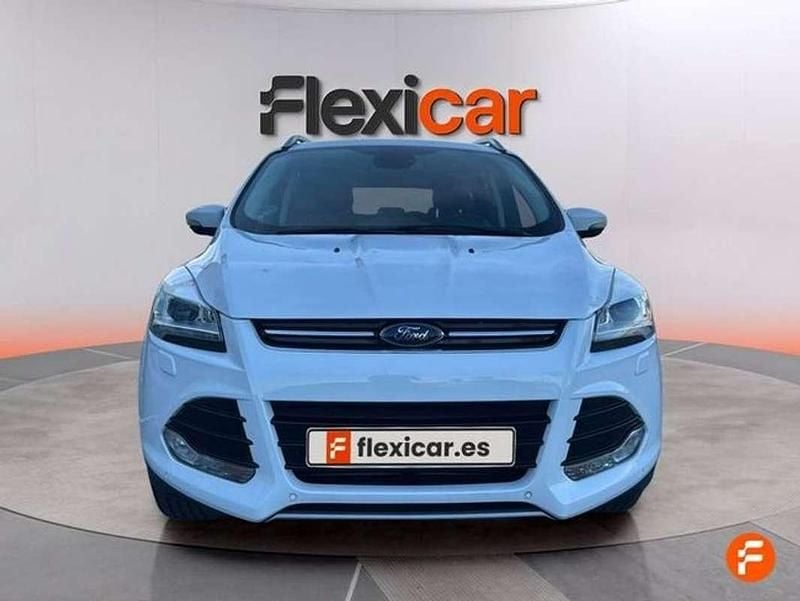 Usado Ford Kuga ST-Line 150 CV (110 kW) 2016 Blanco SUV