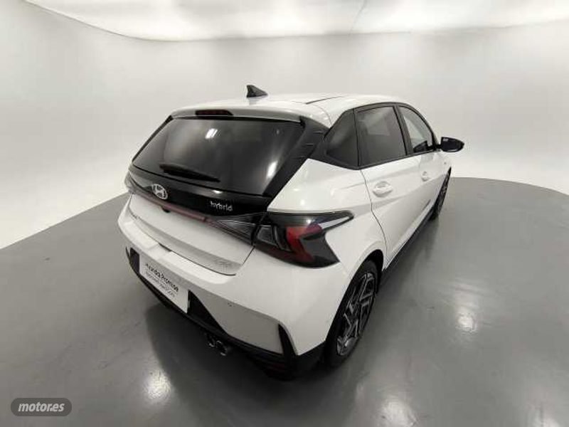 Usado Hyundai i20 N Line 102 CV (75 kW) 2024 Atlas white Utilitario