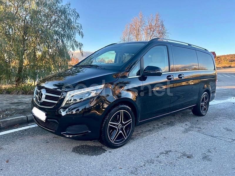 Negro Usado 2019 Mercedes V220 Exclusive Monovolumen | 43.200 € (Un poco caro) - Imagen 1/4