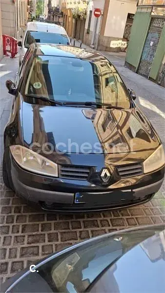 Usado Renault Mégane II Dynamique 115 CV (84 kW) 2004 Negro Berlina