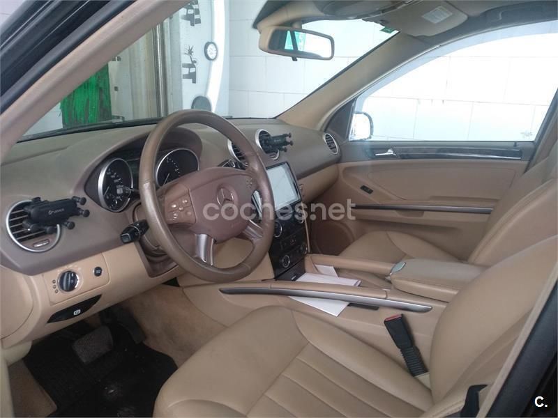 Negro Usado 2006 Mercedes ML320 SUV | 14.500 € - Imagen 1/4