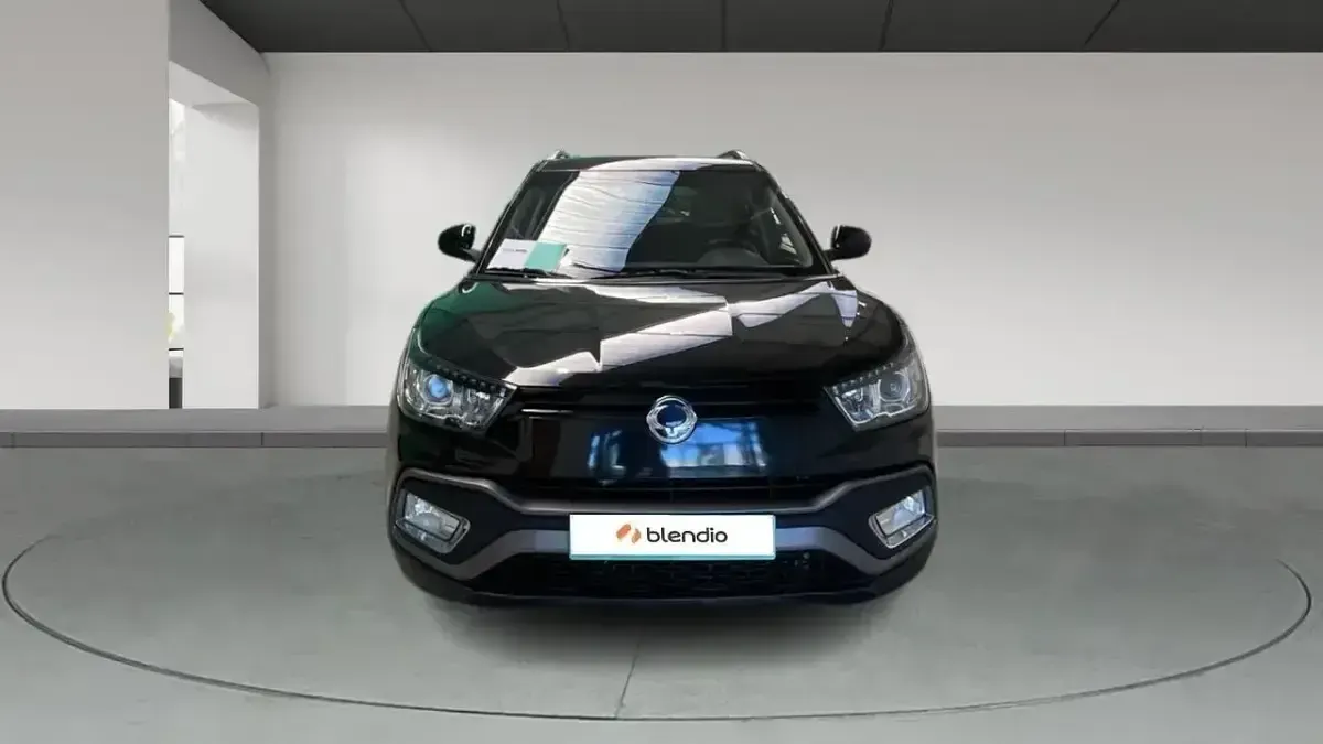 Usado SsangYong XLV 128 CV (94 kW) 2017 Negro SUV