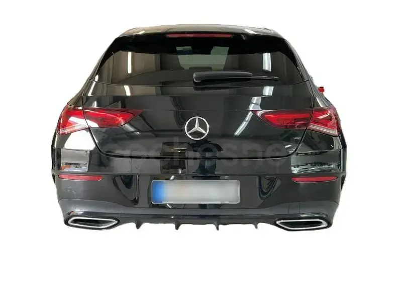 Usado Mercedes CLA220 Shooting Brake 190 CV (139 kW) 2020 Negro Familiar