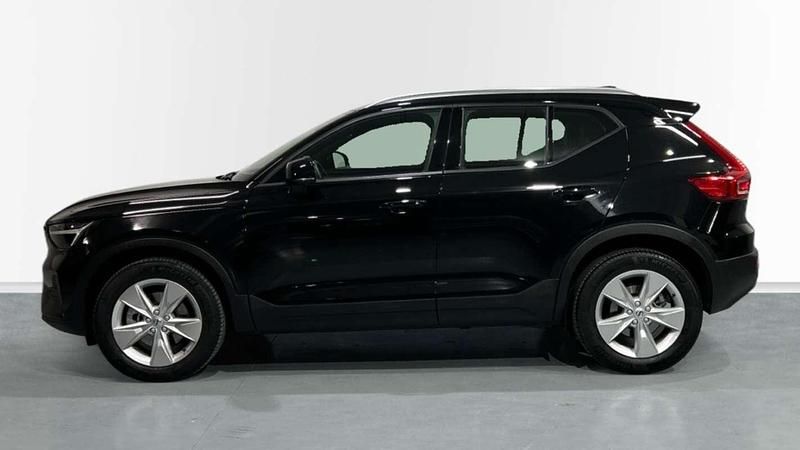 Usado Volvo XC40 Core 163 CV (119 kW) 2025 SUV