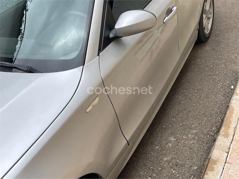 Usado BMW 116 115 CV (84 kW) 2005 Gris / plata Utilitario