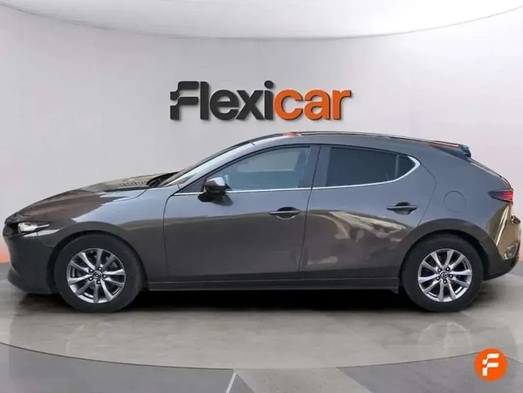 Usado Mazda 3 116 CV (85 kW) 2019 Negro Utilitario