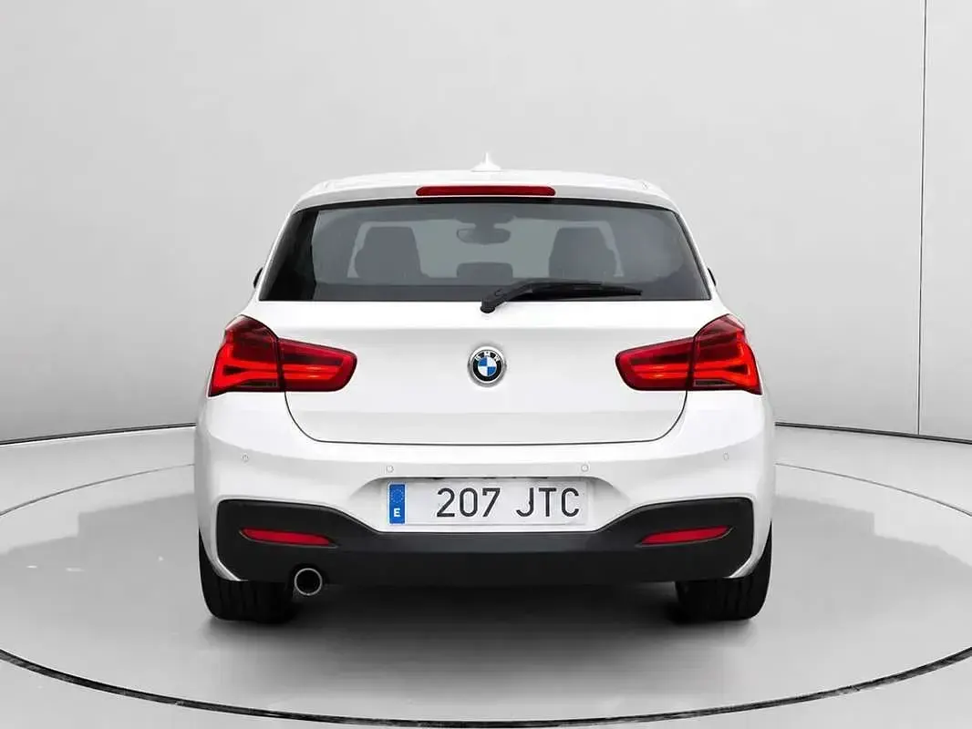 Usado BMW 116 Shadowline 116 CV (85 kW) 2016 Blanco Utilitario