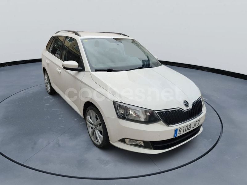 Blanco Usado 2016 Skoda Fabia Berlina | 7999 € (Precio justo) - Imagen 1/4