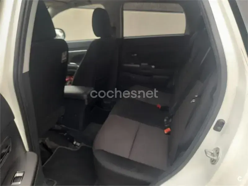 Usado Mitsubishi ASX 117 CV (86 kW) 2017 Blanco SUV