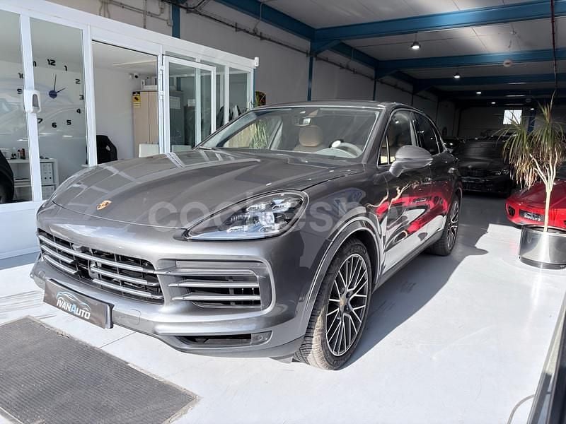 Usado Porsche Cayenne 340 CV (250 kW) 2021 Gris / plata SUV
