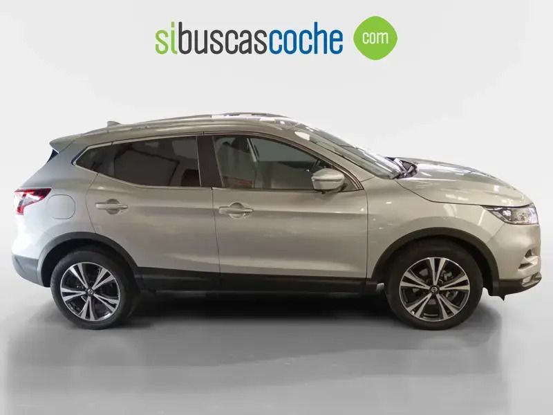 Usado Nissan Qashqai N-Connecta 115 CV (84 kW) 2021 Gris/plata SUV