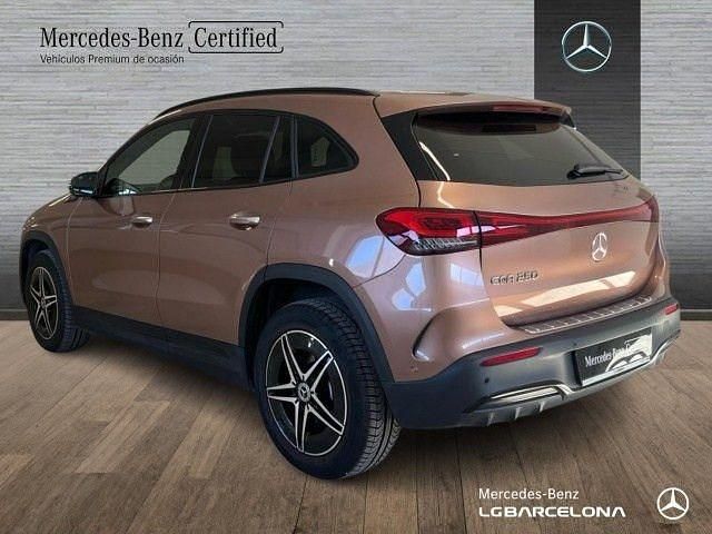 Usado Mercedes EQA250 139 kW (190 CV) 2022 Oro rosado SUV