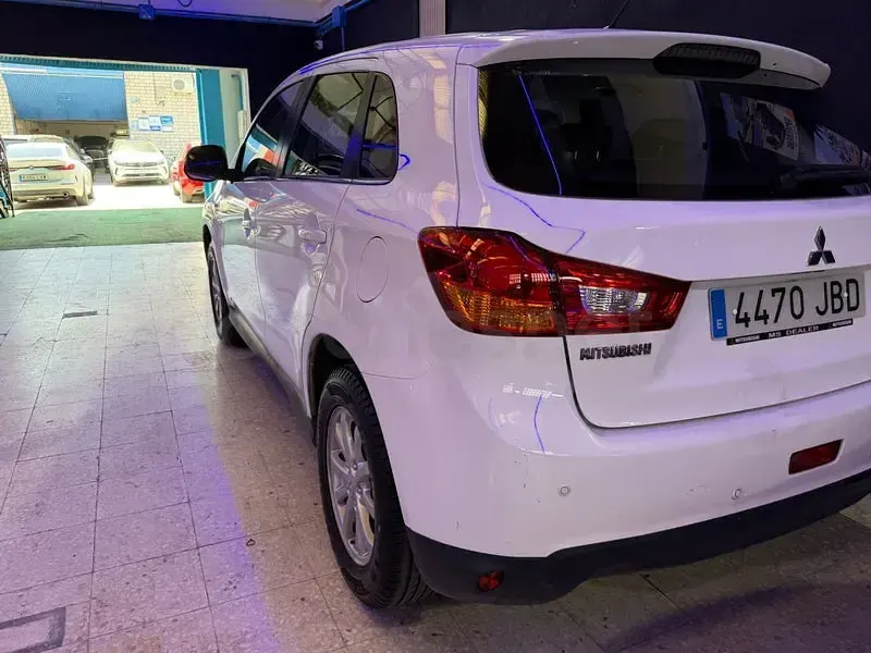 Usado Mitsubishi ASX Motion 117 CV (86 kW) 2014 Blanco SUV