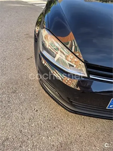 Usado VW Golf VII 110 CV (80 kW) 2016 Negro Familiar