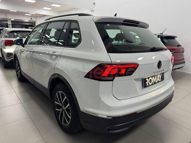 Usado VW Tiguan Life 122 CV (89 kW) 2022 Blanco SUV