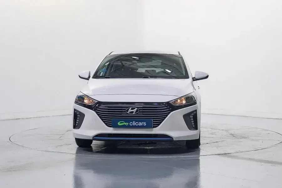 Usado Hyundai Ioniq 141 CV (103 kW) 2019 Blanco Utilitario