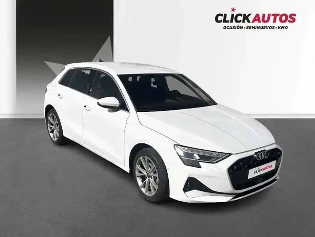 Usado Audi A3 Advanced 116 CV (85 kW) 2025 Blanco Berlina