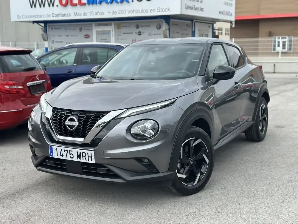 Usado Nissan Juke 115 CV (84 kW) 2024 Gris metalico SUV