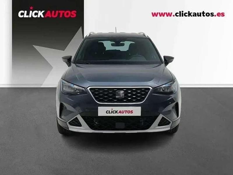 Usado Seat Arona 116 CV (85 kW) 2025 Gris SUV