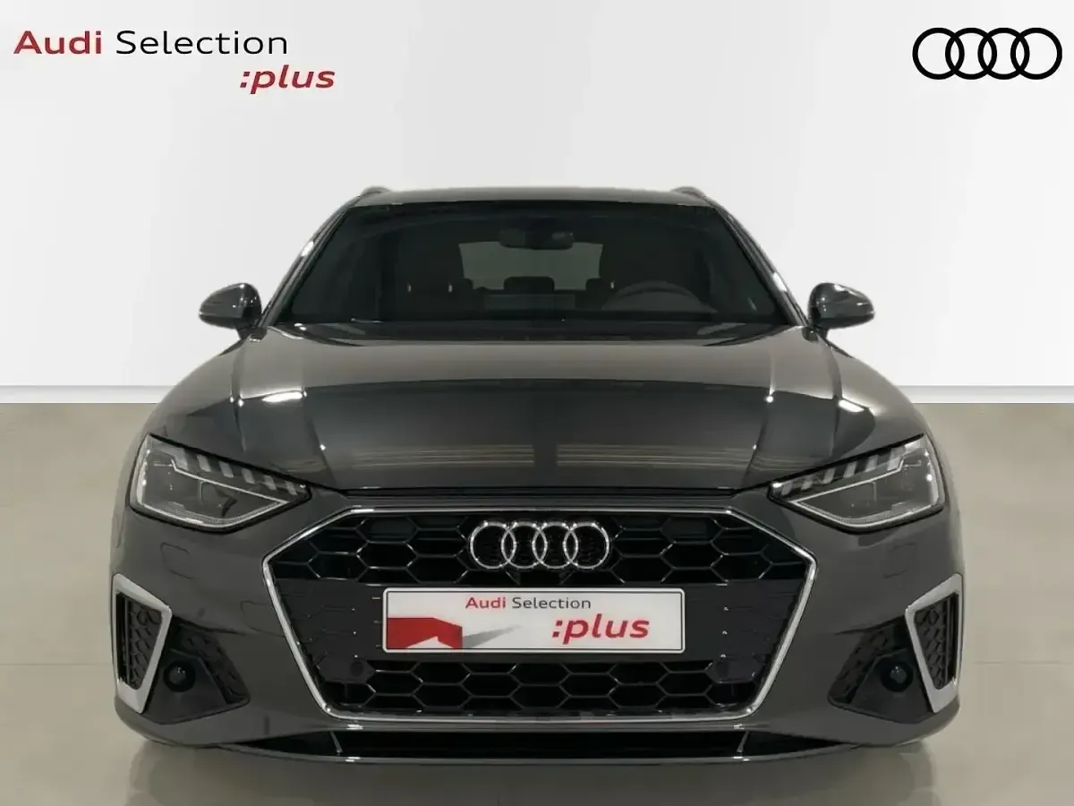 Usado Audi A4 S-Line 163 HP (119 kW) 2024 Cinzento Carrinha