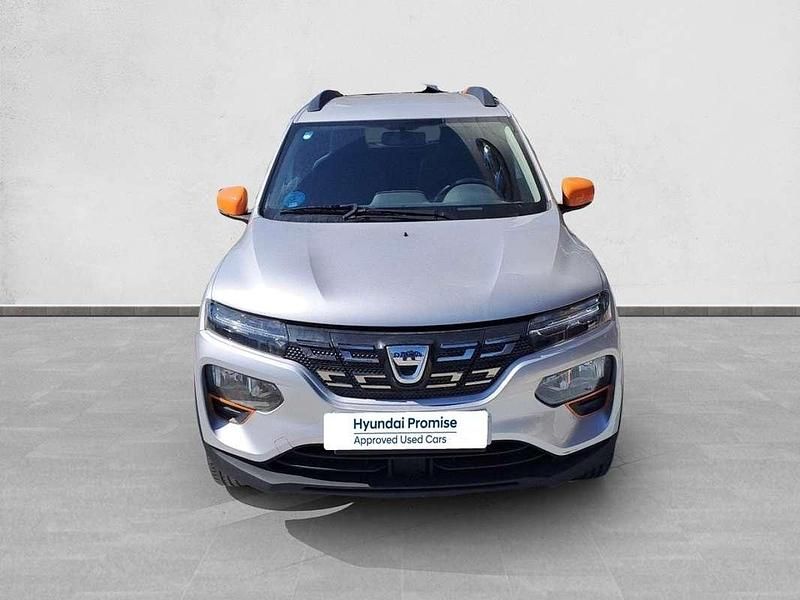 Usado Dacia Spring Comfort Plus 33 kW (45 CV) 2022 Gris Utilitario