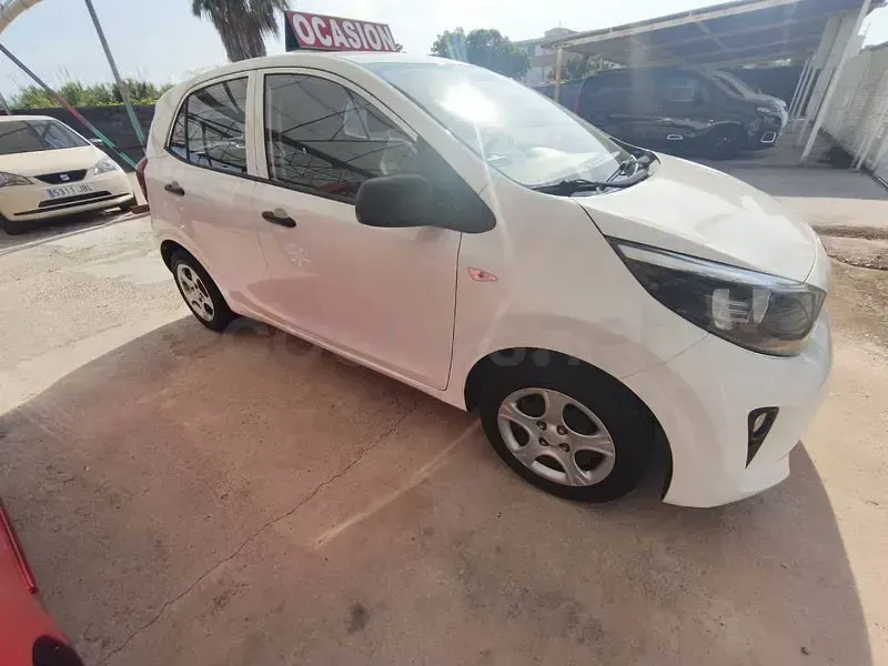 Usado Kia Picanto 67 CV (49 kW) 2019 Blanco Utilitario