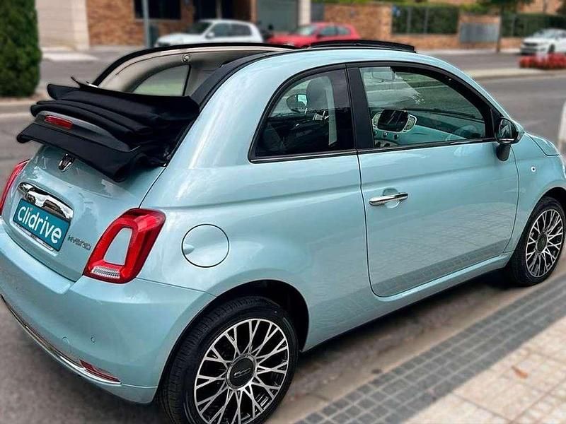 Usado Fiat 500 Dolcevita 71 CV (52 kW) 2024 Azul Berlina