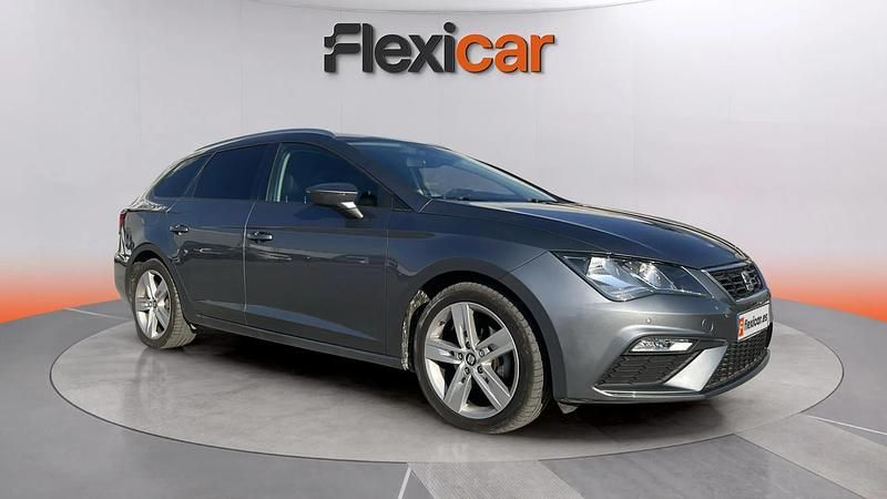 Usado Seat Leon FR 150 CV (110 kW) 2017 Gris Utilitario