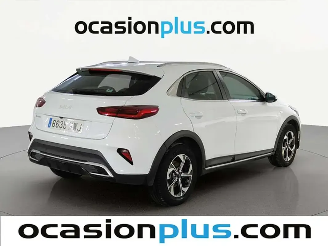 Usado Kia XCeed 101 CV (74 kW) 2024 Blanco SUV