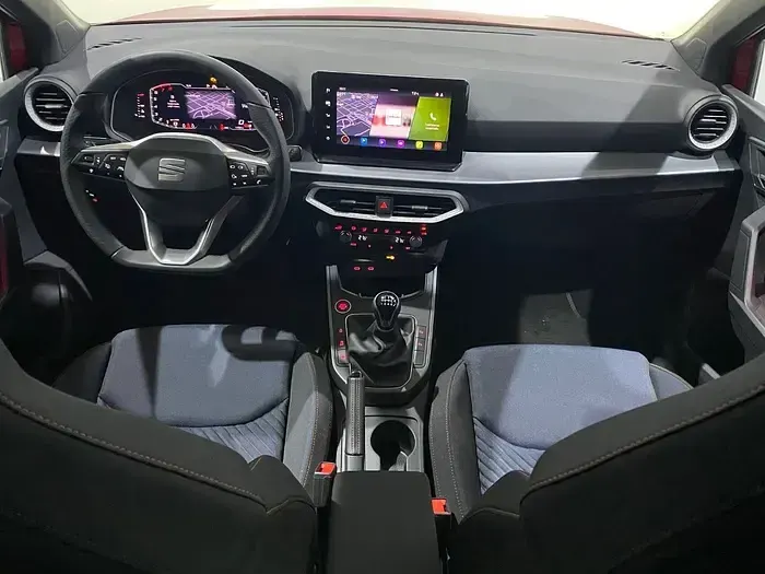 Usado Seat Arona FR 115 CV (84 kW) 2025 Rojo SUV