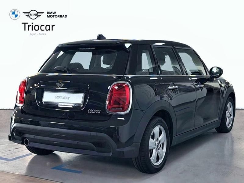 Usado Mini Cooper 136 CV (100 kW) 2021 Midnight black metalizada Utilitario