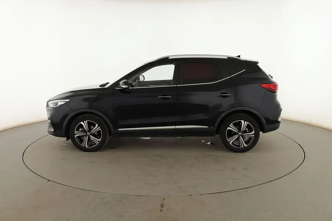 Usado MG ZS Comfort 106 CV (77 kW) 2022 Negro SUV