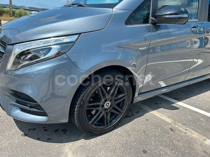 Usado Mercedes V250 Exclusive 190 CV (139 kW) 2019 Gris / plata Monovolumen