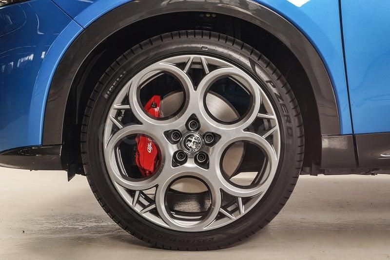 Usado Alfa Romeo Tonale Edizione Speciale 130 CV (95 kW) 2022 Azul SUV