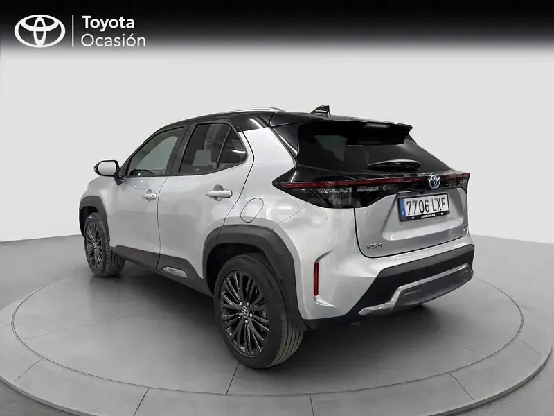 Usado Toyota Yaris Cross 116 CV (85 kW) 2022 Blanco SUV