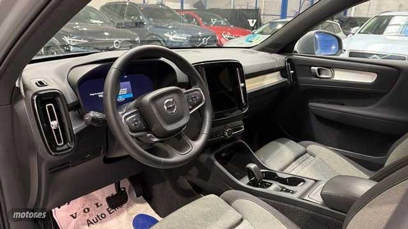 Usado Volvo XC40 Core 2024 Gris SUV