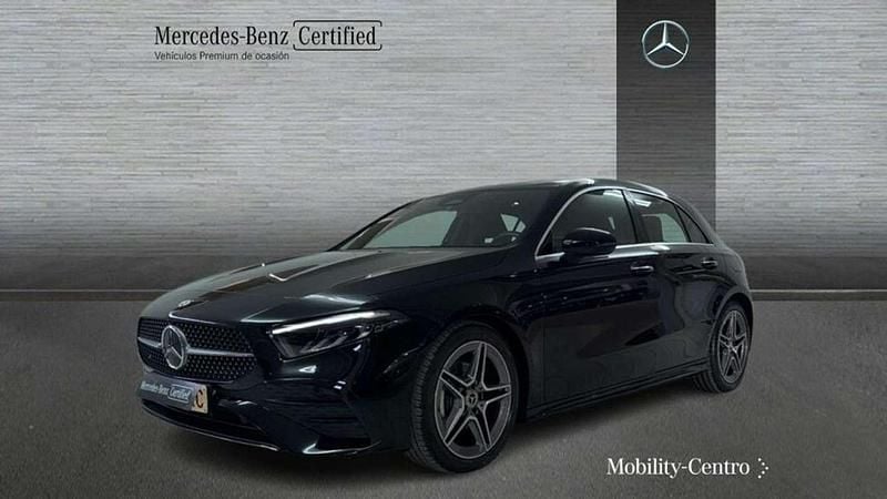 Usado Mercedes A180 109 CV (80 kW) 2024 Negro Utilitario