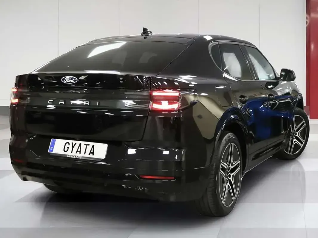 Usado Ford Capri Premium 210 kW (286 CV) 2025 Negro SUV
