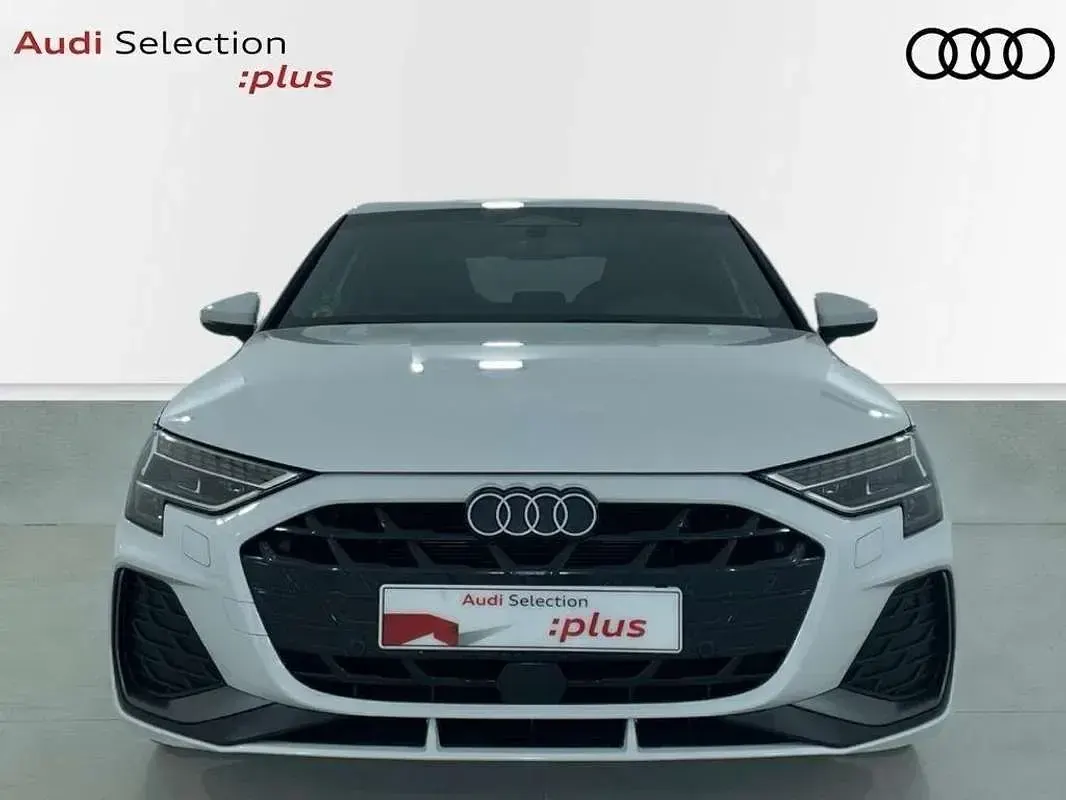 Usado Audi A3 Sportback S-Line 150 CV (110 kW) 2025 Blanco Utilitario