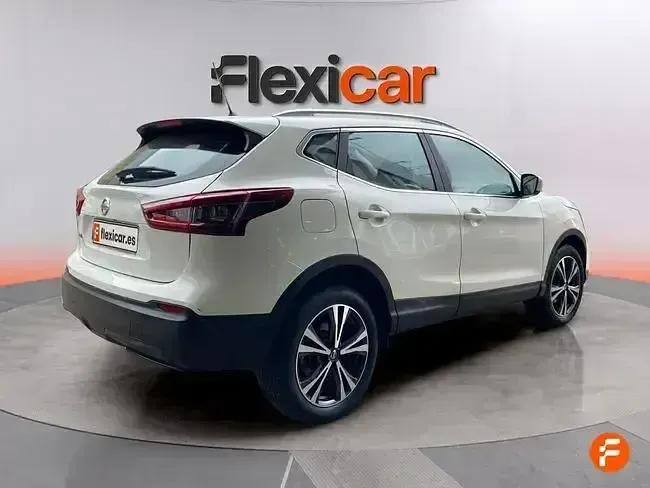 Usado Nissan Qashqai N-Connecta 140 CV (102 kW) 2021 Blanco SUV