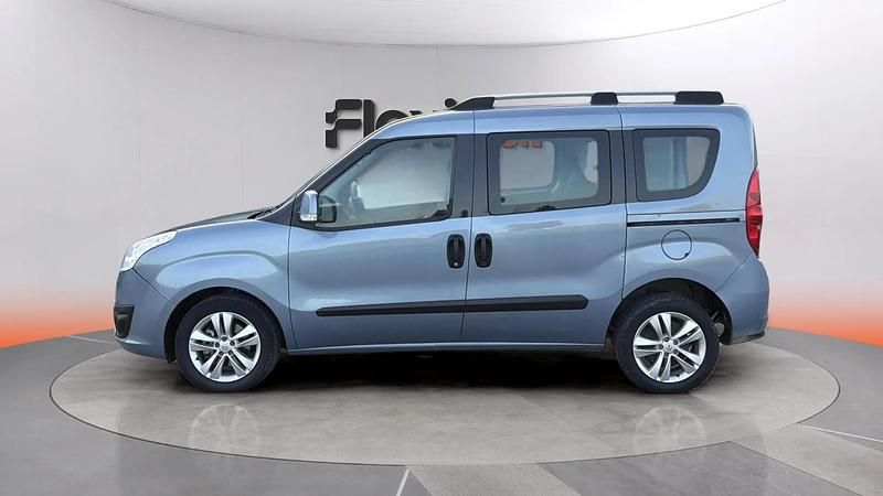 Usado Opel Combo 95 CV (69 kW) 2017 Gris Monovolumen