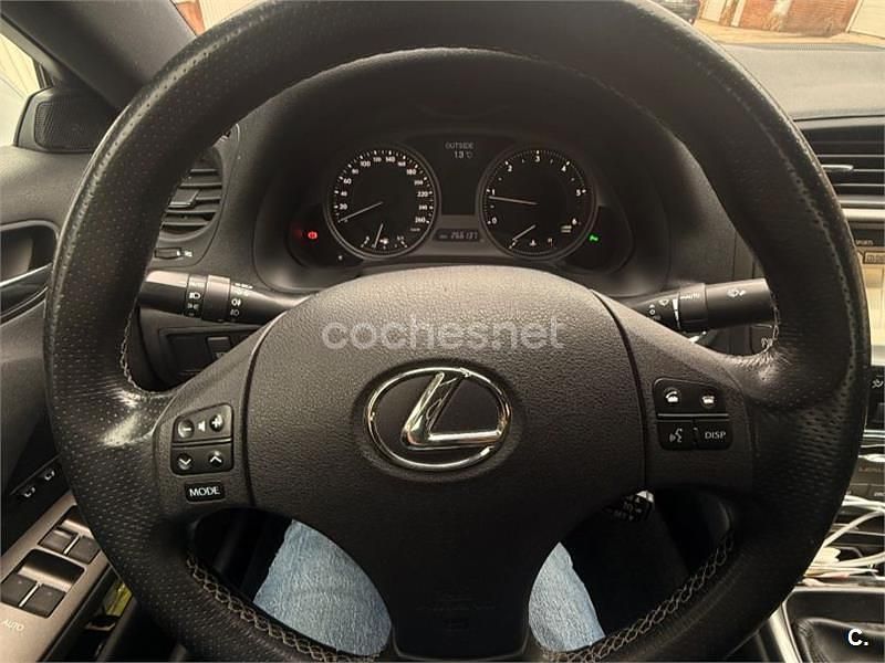 Usado Lexus IS220d Sport Line 177 CV (130 kW) 2010 Gris / plata Berlina