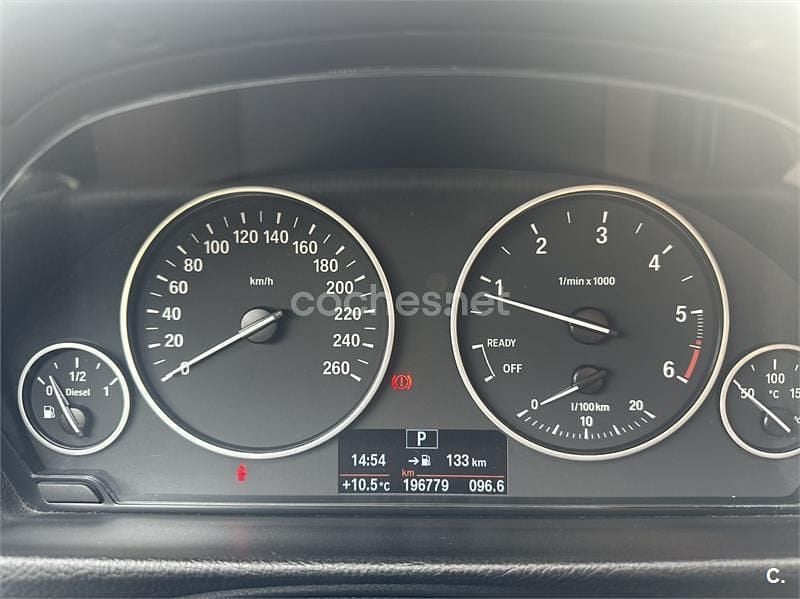 Usado BMW 318 143 CV (105 kW) 2015 Blanco Berlina