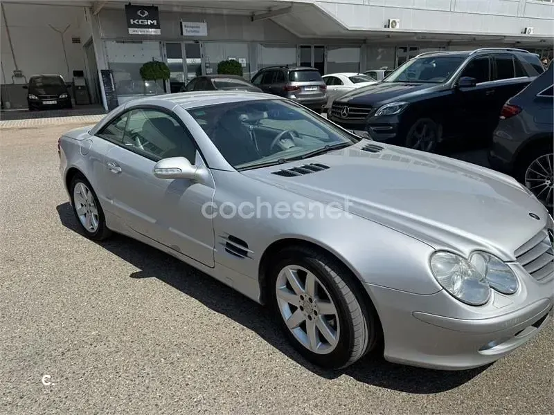 Usado Mercedes SL500 306 CV (225 kW) 2002 Gris / plata Descapotable