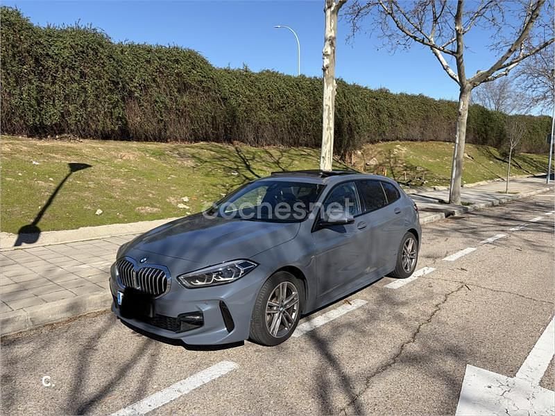 Usado BMW 120 M Sport 178 CV (130 kW) 2021 Gris / plata Utilitario