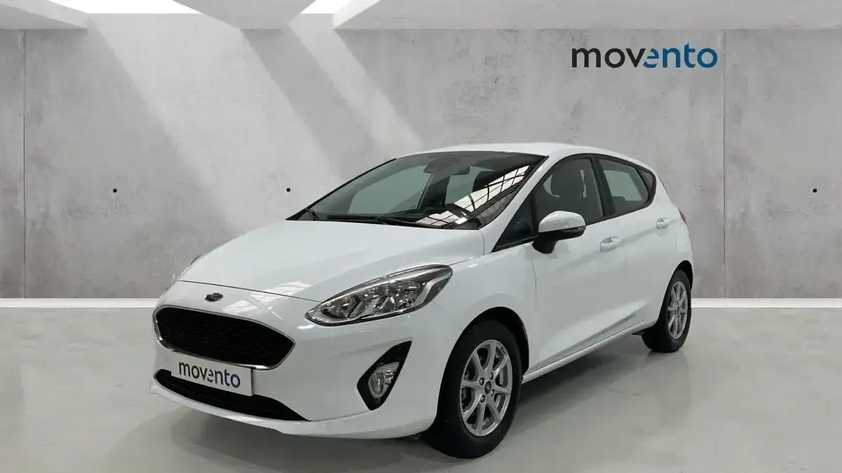 Usado Ford Fiesta Trend 85 CV (62 kW) 2019 Blanco Utilitario