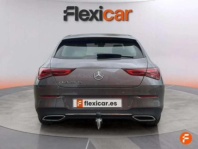 Usado Mercedes CLA250e Shooting Brake 218 CV (160 kW) 2021 Gris Familiar