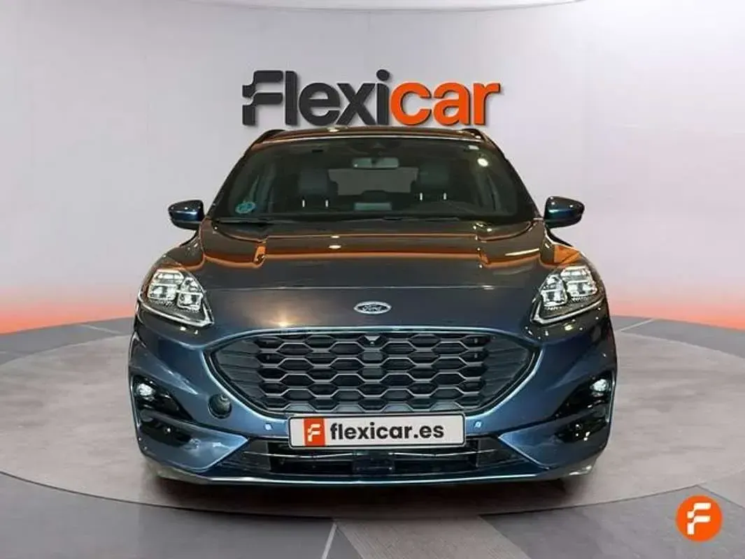 Usado Ford Kuga ST-Line 150 CV (110 kW) 2022 Azul SUV